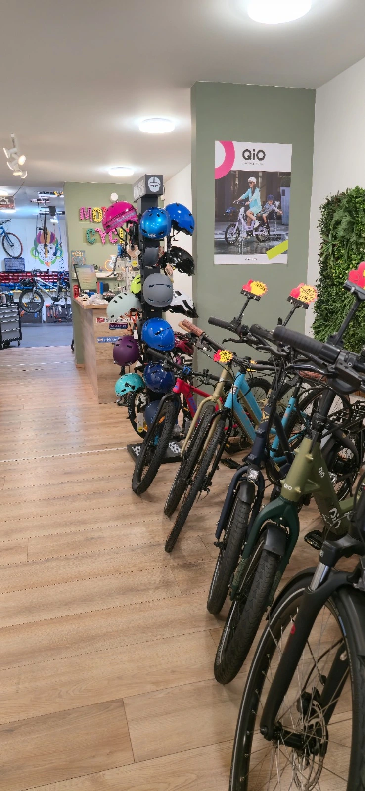 Vélos neufs et accessoires